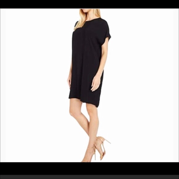 Madewell Crewneck Button Back Easy Dress in Black. Size S - Picture 3 of 7